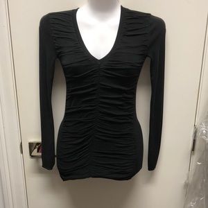 Moving SALE💥💥 Burberry long sleeve top